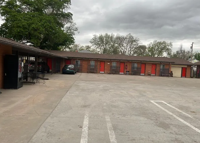 Central Motel